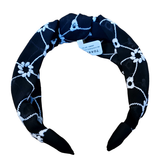 TORRID EMBROIDERED TOP KNOT HEADBAND - BLACK & WHITE - Picture 7 of 9